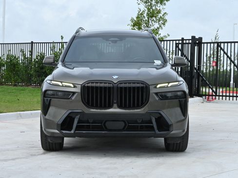 Certified 2023 BMW X7 xDrive40i w/ Executive Package AWD/4WD image 3