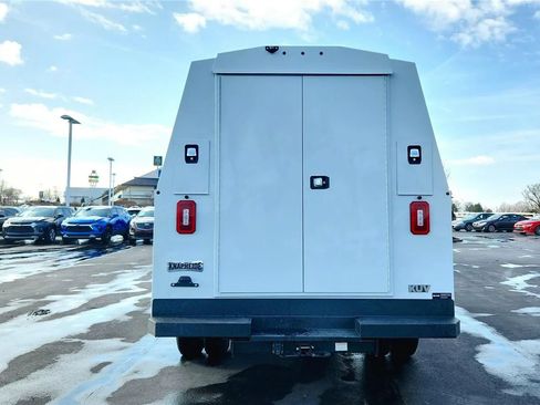 New 2025 Chevrolet Express 3500 w/ Power Convenience Package RWD image 5