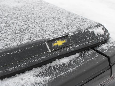 Used 2018 Chevrolet Silverado 1500 LT w/ All Star Edition image 7