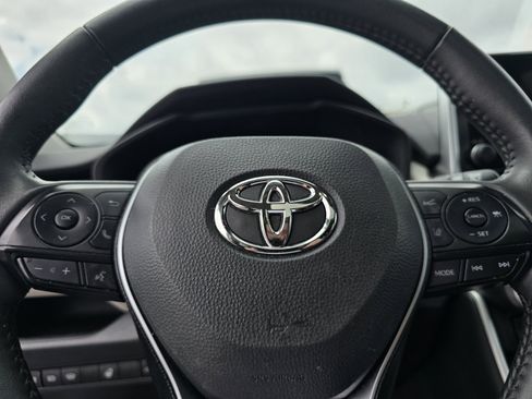 Used 2023 Toyota RAV4 XLE w/ Convenience Package image 18