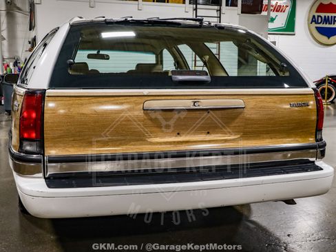 Used 1992 Buick Roadmaster Estate image 38