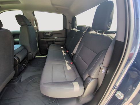 Used 2020 Chevrolet Silverado 1500 Custom w/ Custom Value Package AWD/4WD image 27