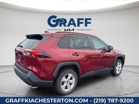 Used 2021 Toyota RAV4 LE AWD/4WD image 15