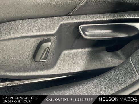 Used 2017 Volkswagen Golf Alltrack S image 22