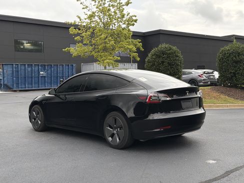 Used 2023 Tesla Model 3 Standard Range RWD image 12