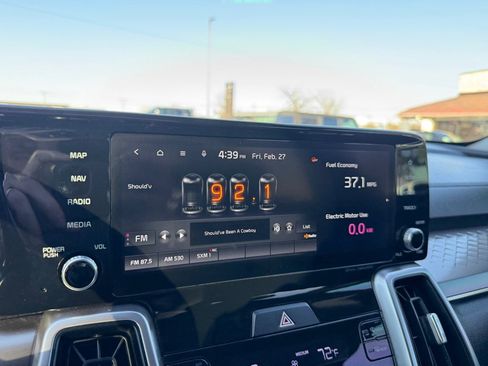 Used 2022 Kia Sorento S image 34