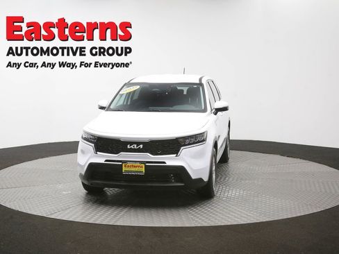 Used 2023 Kia Sorento LX FWD image 49