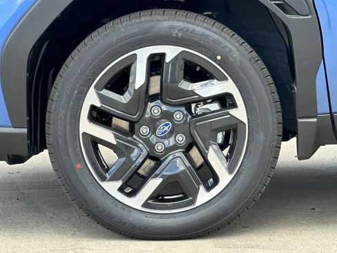 New 2026 Subaru Forester Limited AWD/4WD image 34