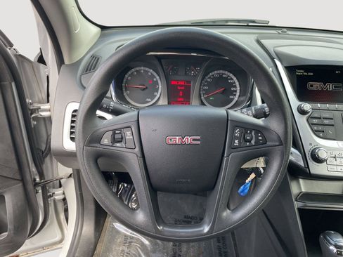 Used 2017 GMC Terrain SLE FWD image 22