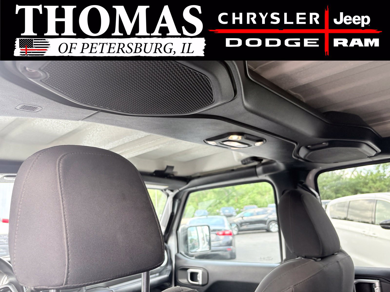 Used 2019 Jeep Wrangler Unlimited Sahara AWD/4WD image 13