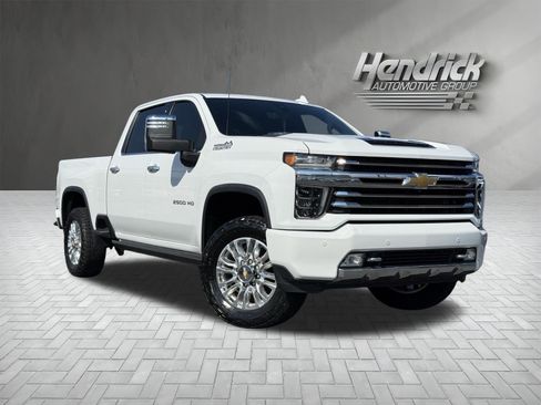 Used 2021 Chevrolet Silverado 2500 High Country w/ Z71 Off-Road Package AWD/4WD image 2