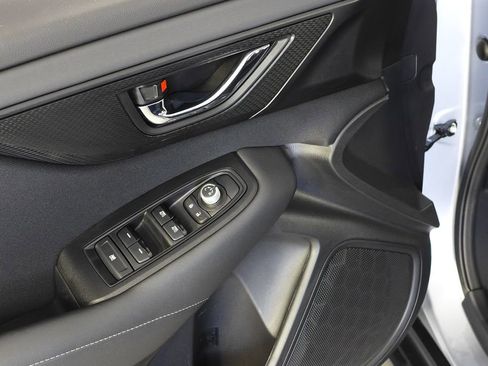 Certified 2025 Subaru Outback Premium image 12