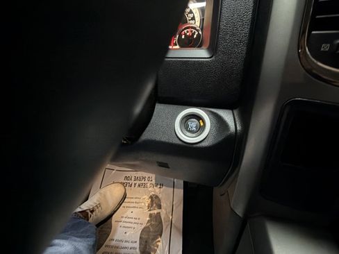 Used 2013 RAM 1500 Sport w/ Sport Premium Group image 19