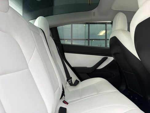 Used 2019 Tesla Model 3 Standard Range Plus RWD image 14
