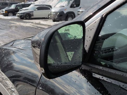 New 2026 Jeep Compass Limited image 7