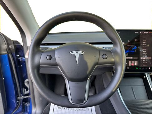 Used 2020 Tesla Model Y Long Range image 21