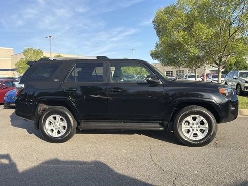 Used 2024 Toyota 4Runner SR5 Premium AWD/4WD image 2