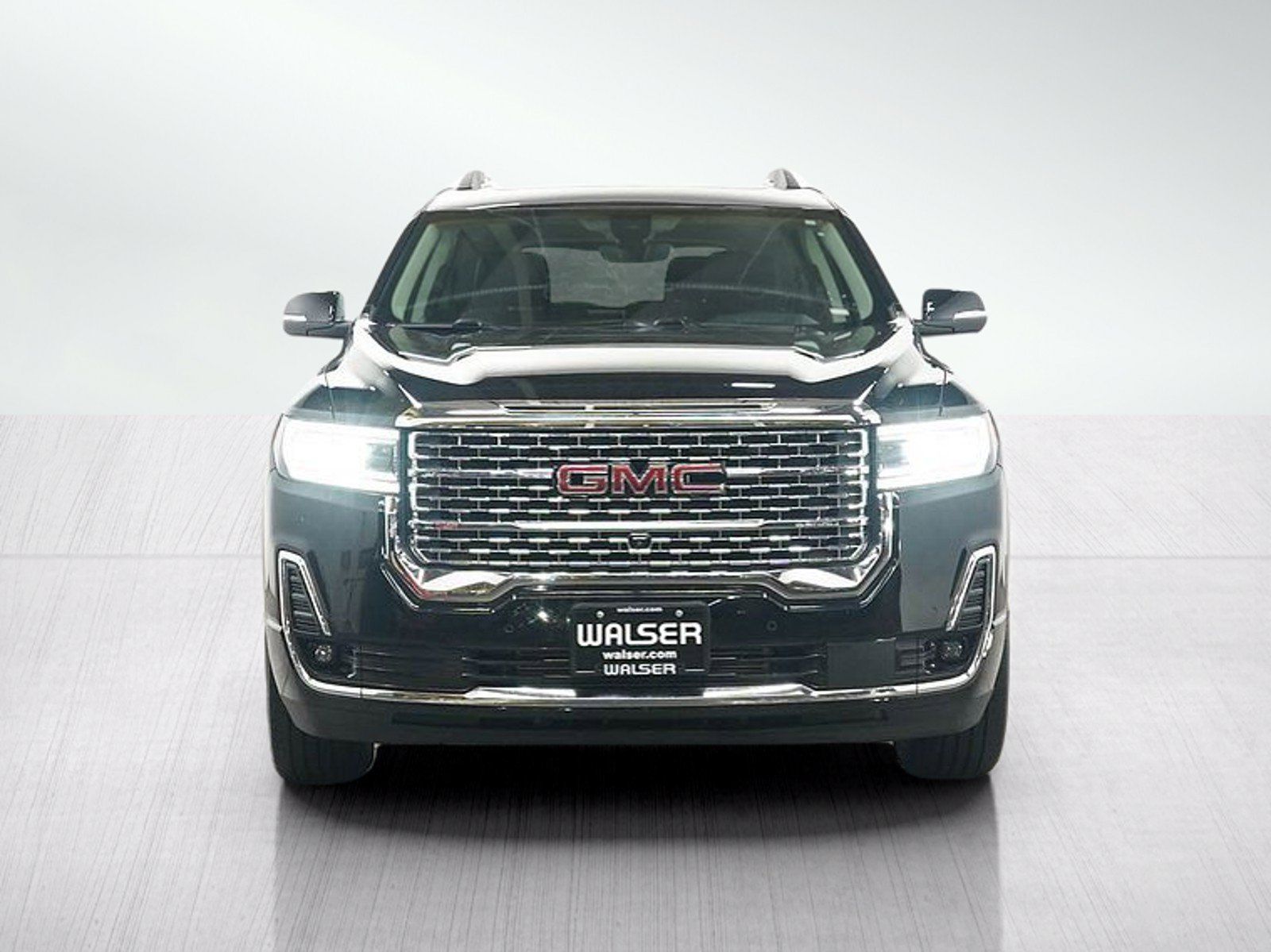 Used 2023 GMC Acadia Denali w/ Black Diamond Edition AWD/4WD image 8