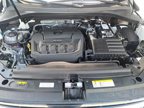 Used 2022 Volkswagen Tiguan SE image 35