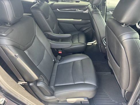Used 2021 Cadillac XT6 Sport AWD/4WD image 15