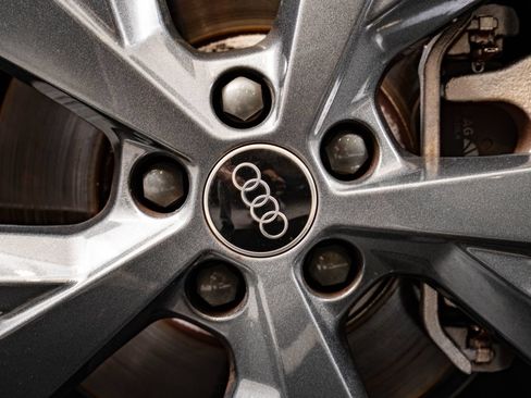 Used 2023 Audi Q4 e-tron Premium Plus w/ Premium Plus AWD/4WD image 8
