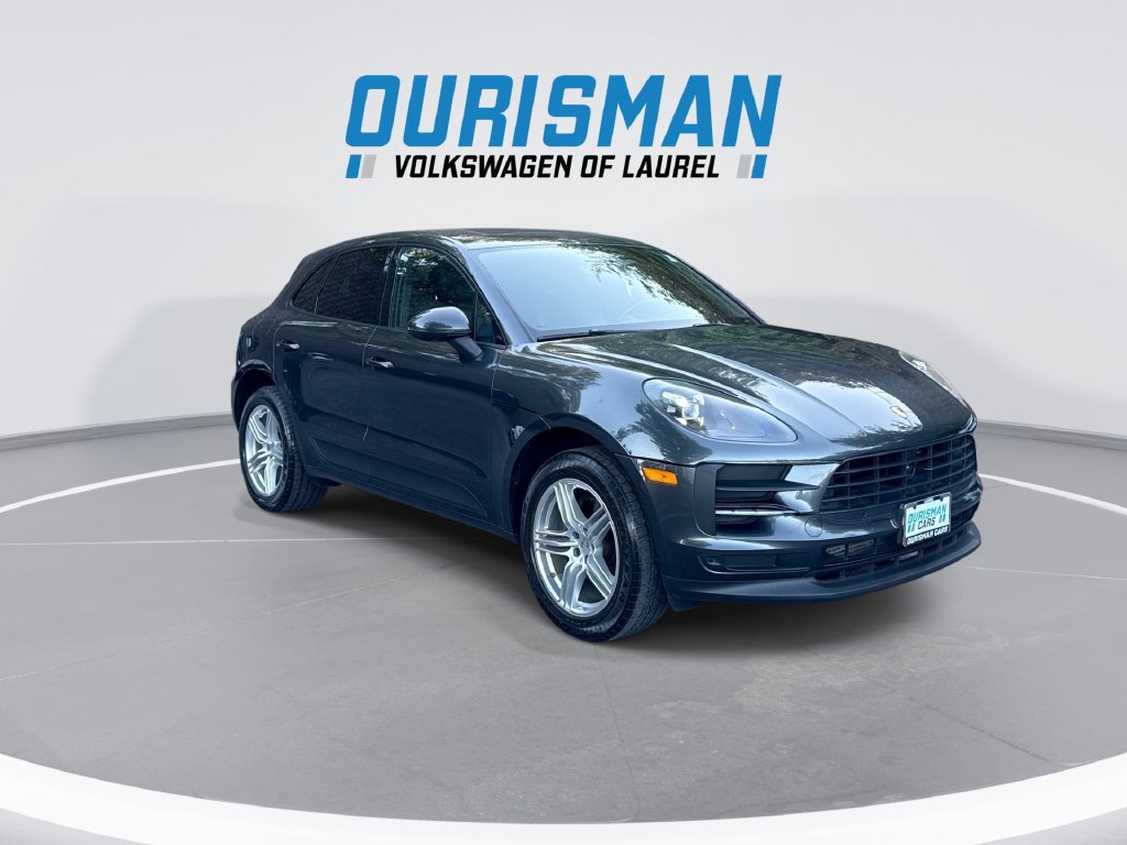 Used 2020 Porsche Macan AWD/4WD image 2