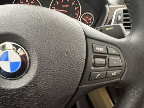 Used 2017 BMW 320i xDrive Sedan image 34