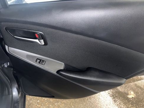 Used 2017 Toyota Yaris iA image 24