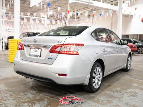 Used 2014 Nissan Sentra SV w/ SV Driver Package image 7
