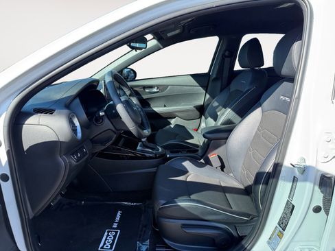 Used 2023 Kia Forte GT-Line image 10