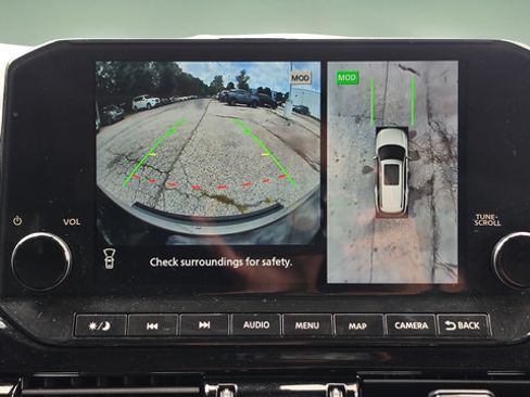 Used 2023 Nissan Pathfinder Platinum w/ Cargo Package AWD/4WD image 33