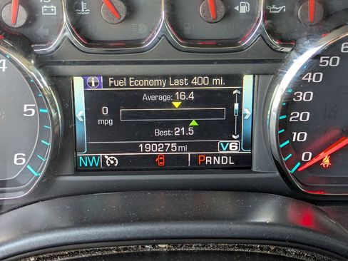 Used 2018 Chevrolet Silverado 1500 LT AWD/4WD image 21