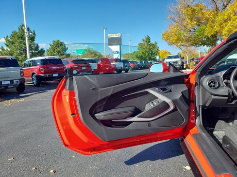 Used 2021 Chevrolet Camaro SS image 13