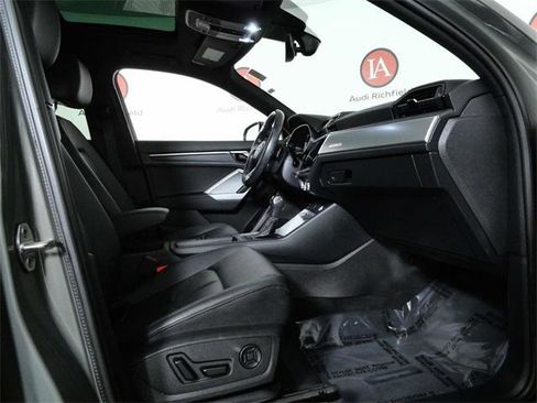 Used 2023 Audi Q3 2.0T Premium Plus w/ Premium Plus Package image 11