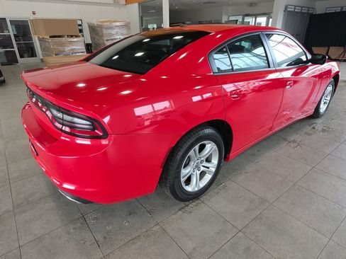 Used 2021 Dodge Charger SXT w/ Leather Interior Group RWD image 7