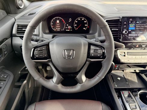 New 2026 Honda Ridgeline Black Edition image 11