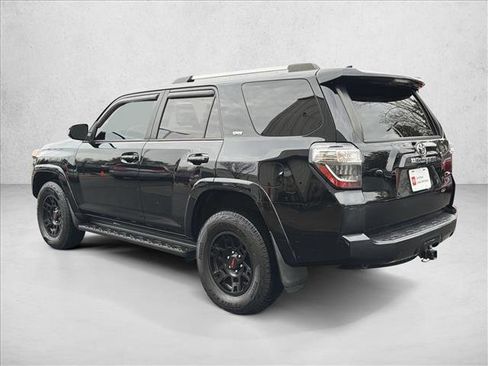 Certified 2020 Toyota 4Runner SR5 Premium image 7