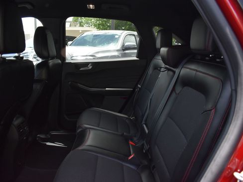 Used 2023 Ford Escape ST-Line Elite AWD/4WD image 16
