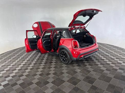 Used 2023 MINI Cooper 4-Door Hardtop FWD image 18