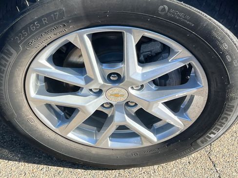 Used 2023 Chevrolet Equinox LT w/ Driver Convenience Package FWD image 15