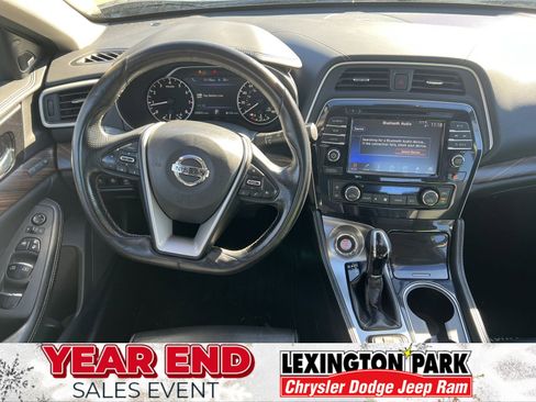 Used 2017 Nissan Maxima Platinum w/ Medallion Package image 17