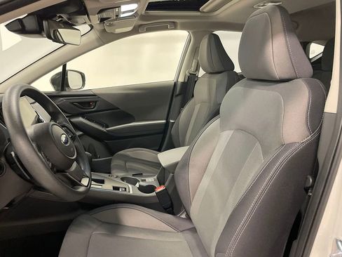 Used 2025 Subaru Crosstrek 2.0i Premium image 22