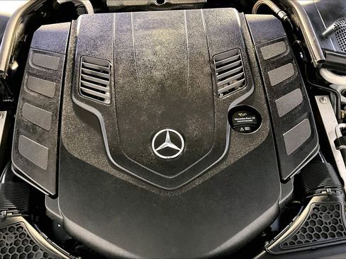Certified 2023 Mercedes-Benz S 580 4MATIC Sedan image 31