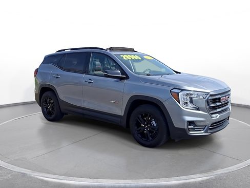 Used 2024 GMC Terrain AT4 w/ Tech Package AWD/4WD image 2