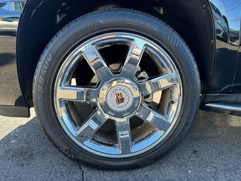 Used 2009 Cadillac Escalade Standard image 37