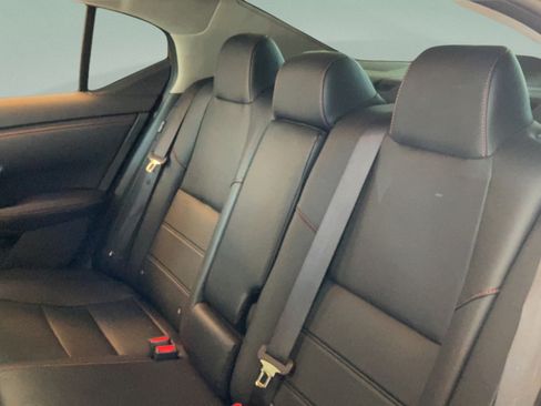 Used 2024 Nissan Sentra SR w/ SR Premium Package FWD image 30