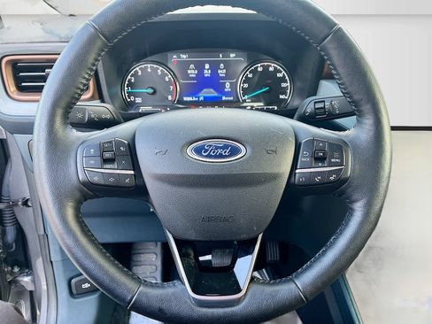 Used 2022 Ford Maverick Lariat w/ Lariat Luxury Package FWD image 11