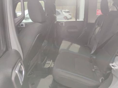 Certified 2023 Jeep Wrangler Unlimited Rubicon 4xe w/ Cold Weather Group image 10