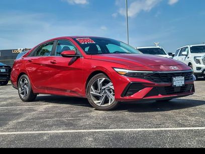 Used 2025 Hyundai Elantra SEL