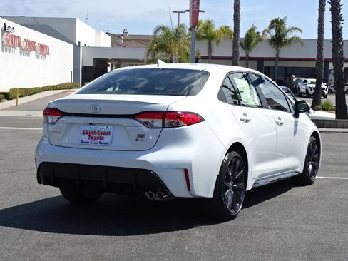 New 2026 Toyota Corolla SE FWD image 5